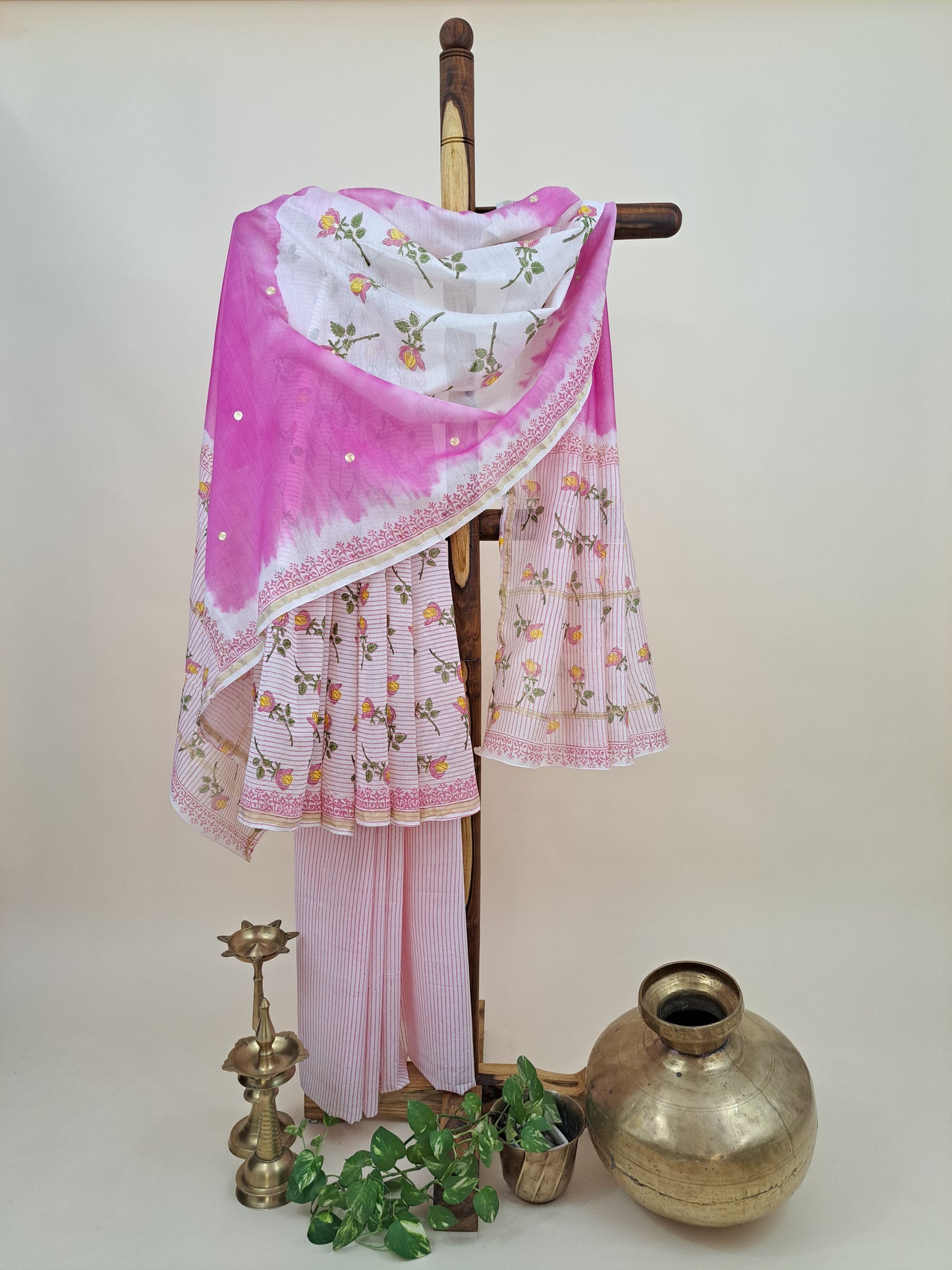 Chanderi with Chanderi Dupatta with Taar Embroidery