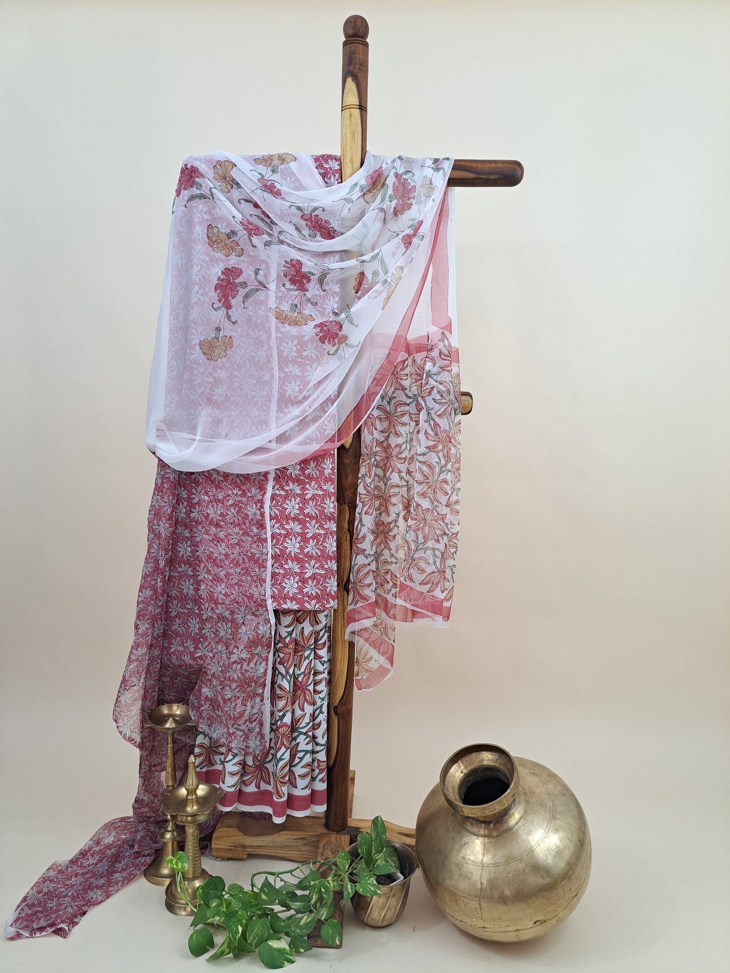 4 Piece Semi-Chiffon