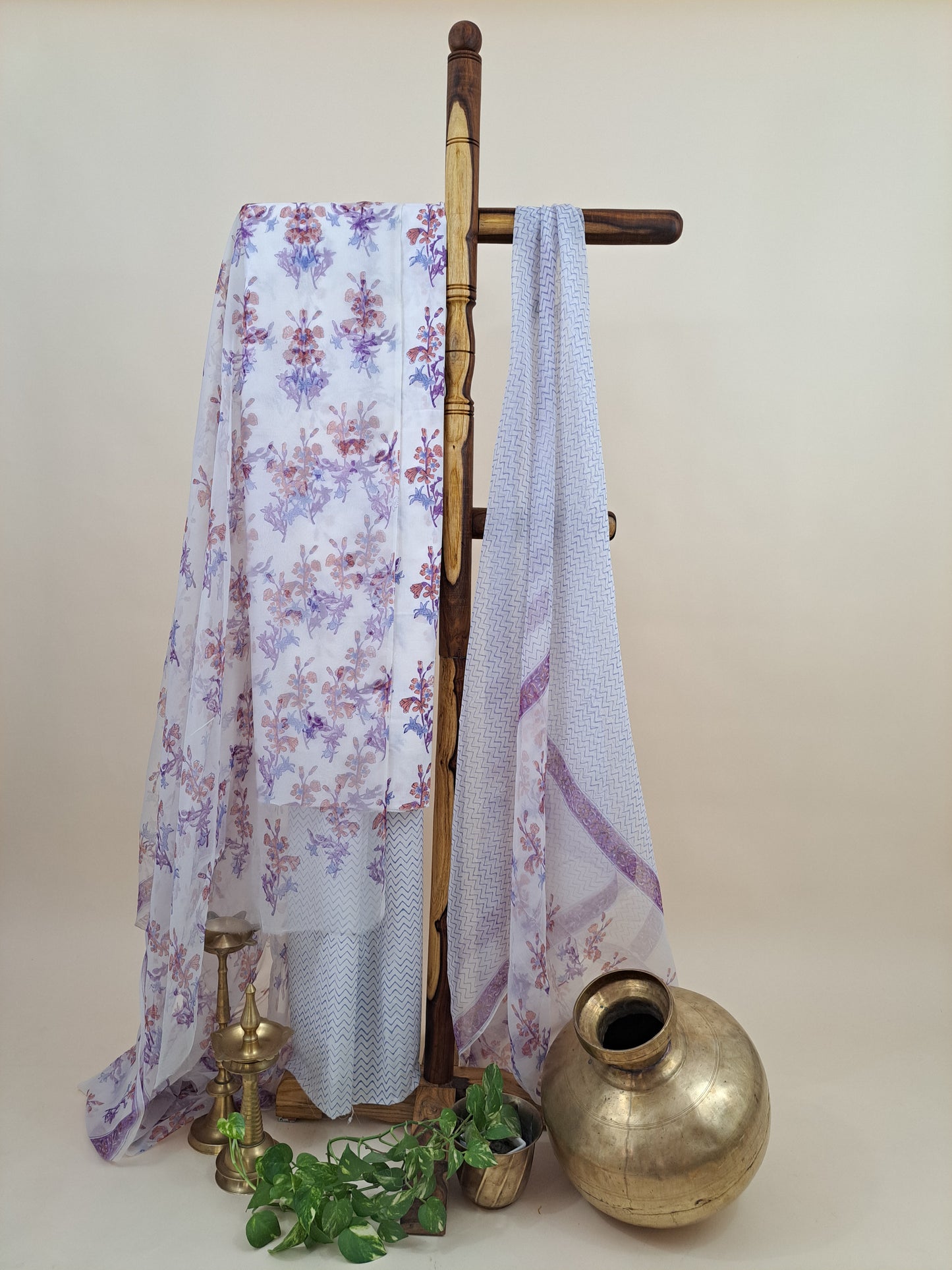 4 Piece Semi-Chiffon
