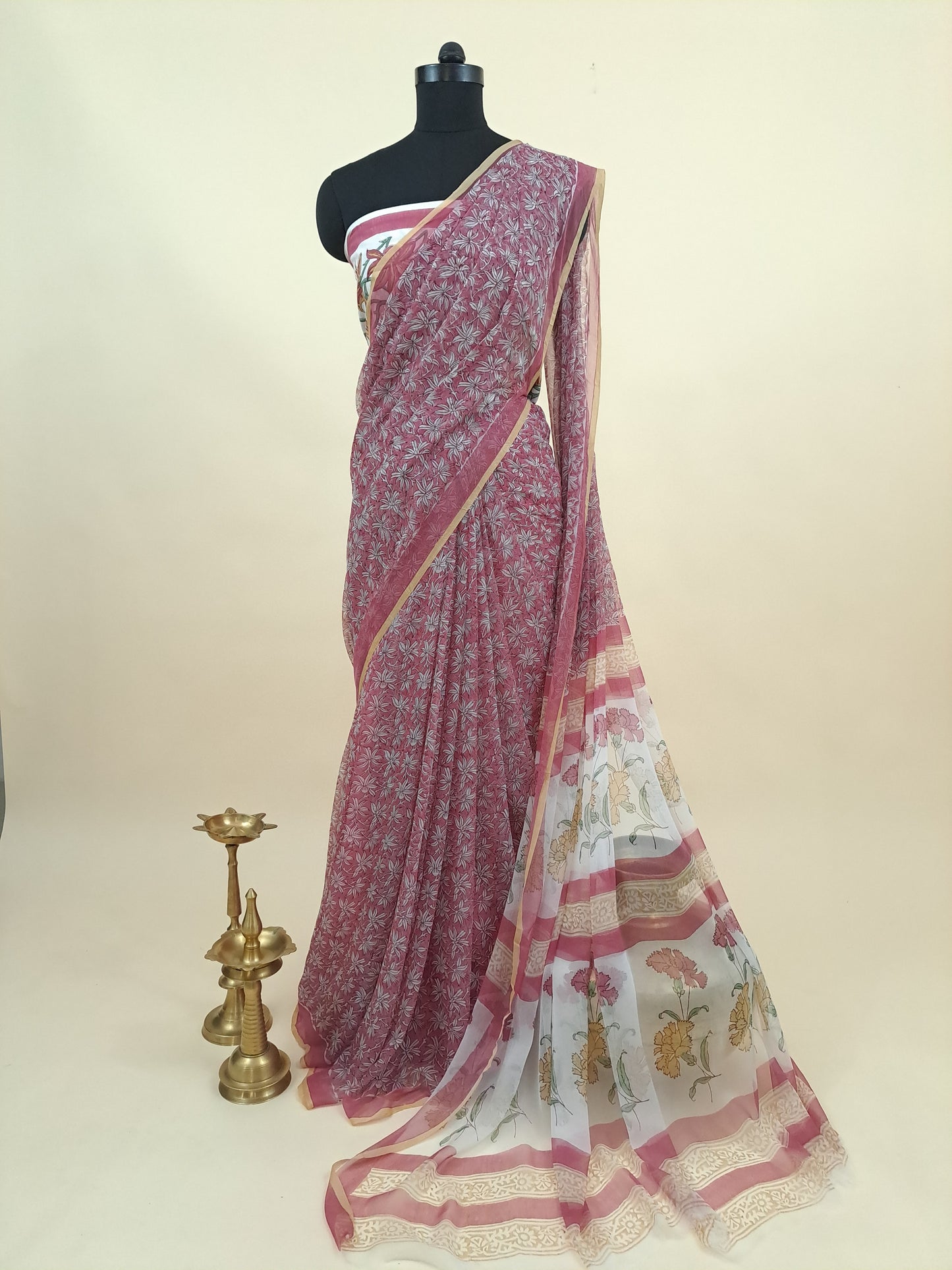 Semi-chiffon sari