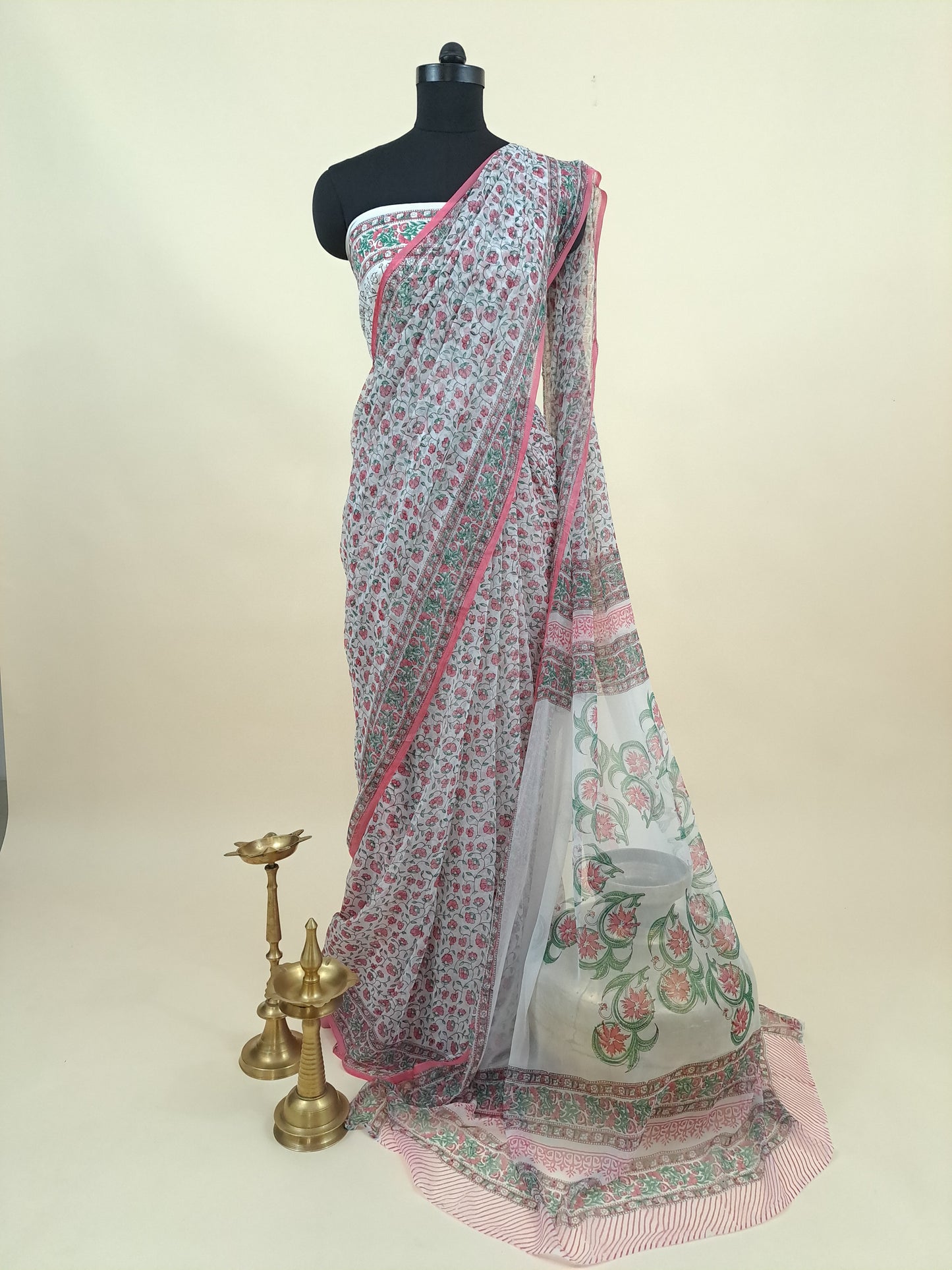 Semi-chiffon sari