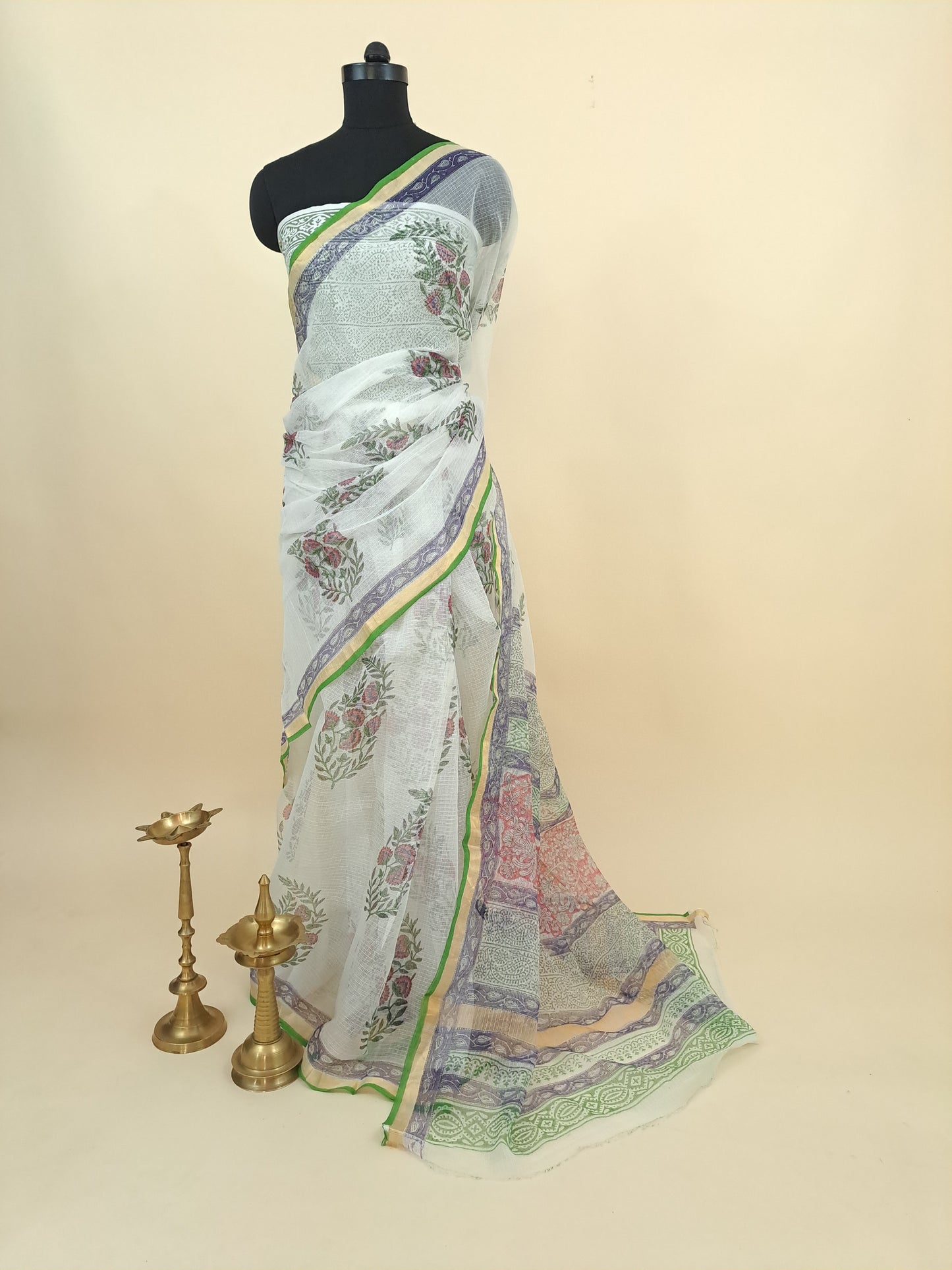 Kota-doria sari with zari border