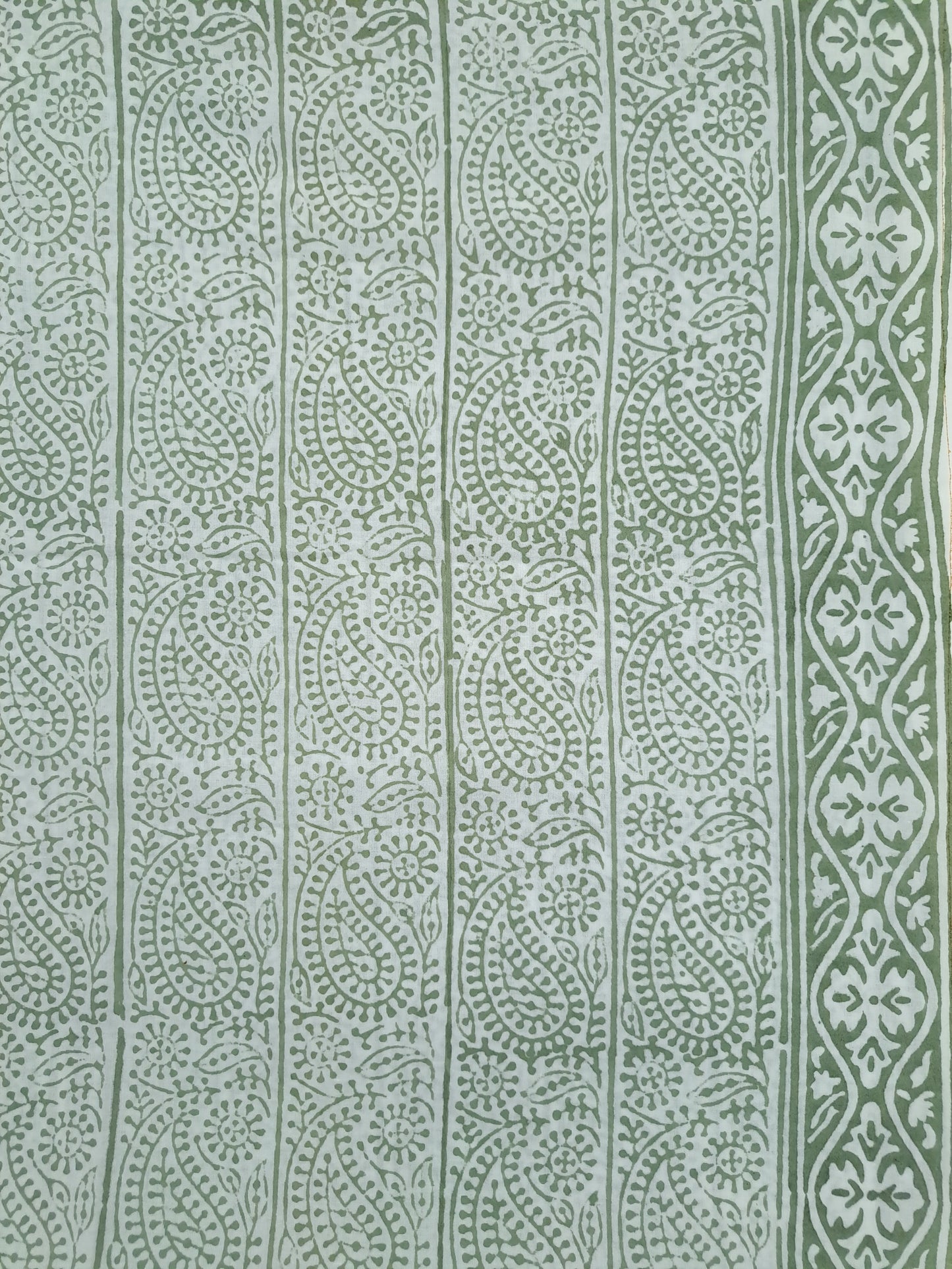 Kota-doria sari with zari border