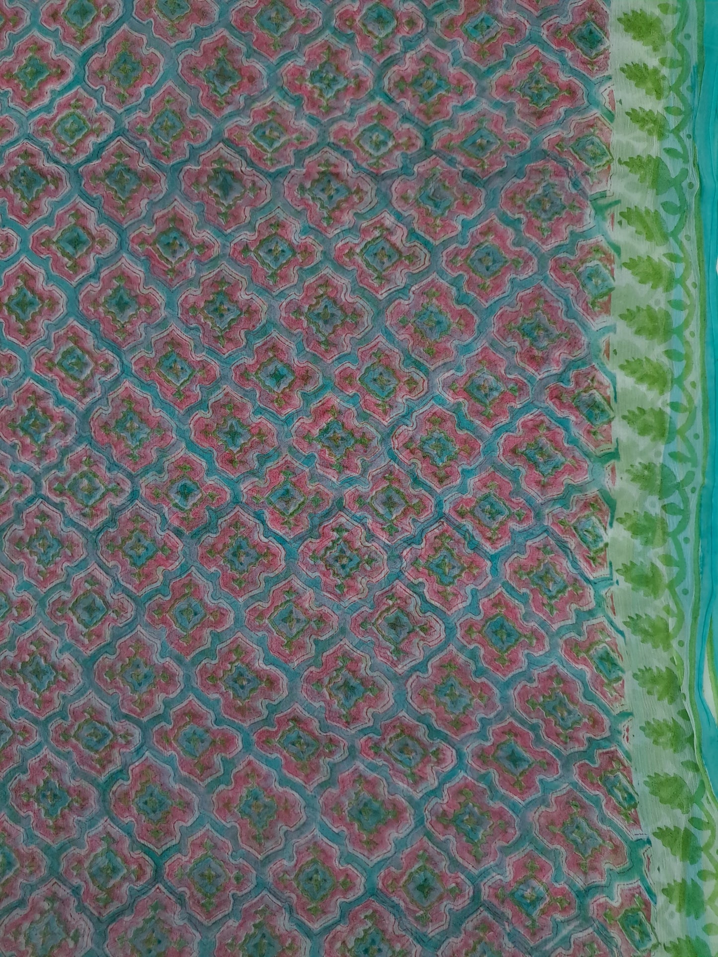 Semi-chiffon sari